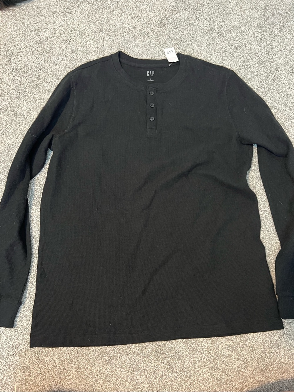 GAP Men's Black Long-Sleeve Henley Shirt